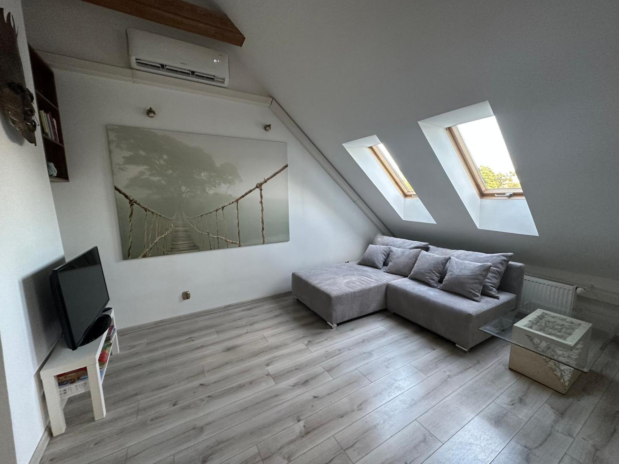 Apartament Aesthetic Tychy Ngoại thất bức ảnh